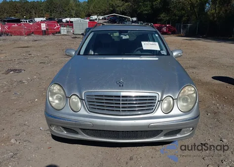 2004 Mercedes-Benz E 320 z USA, uszkodzony, nr VIN WDBUH65J34A378598